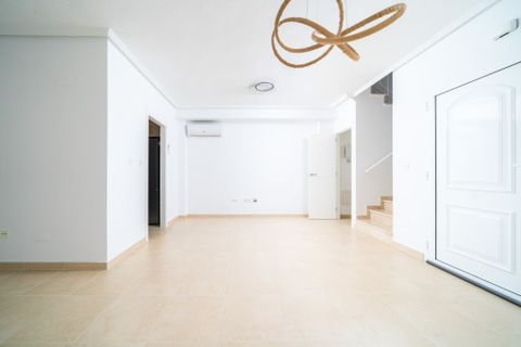 Villa a La Marina, Alicante, La Marina - € 278.000 | Ref: 6024VA - foto 15